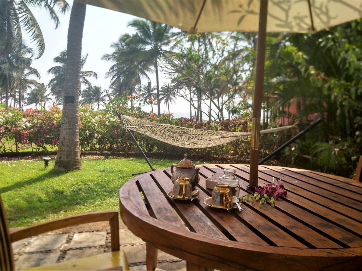 Taj Holiday Village Resort & Spa, Goa Candolim Exterior photo